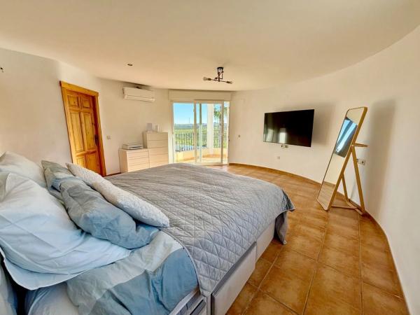 Casa independiente en calle Río Segura