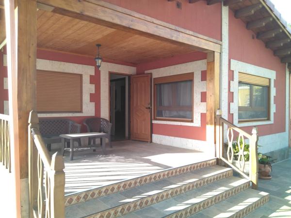 Casa independiente en calle Jaén, 7