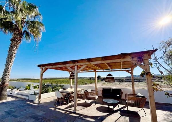 Casa independiente en calle Río Segura