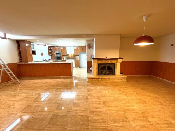 Casa independiente en avenida Poniente Balcón Costa