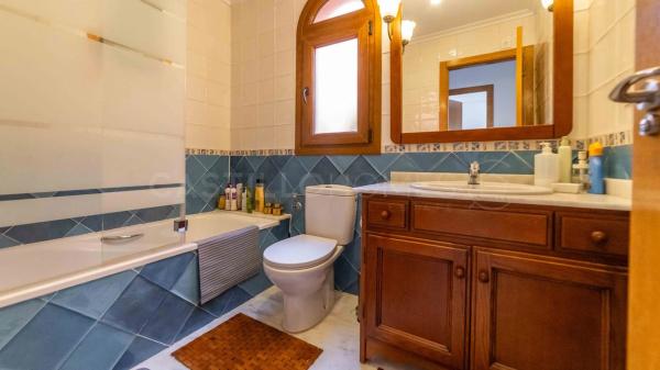 Casa independiente en calle los Marines, 26