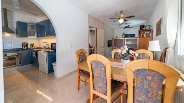 Casa independiente en calle Chipiona, 8