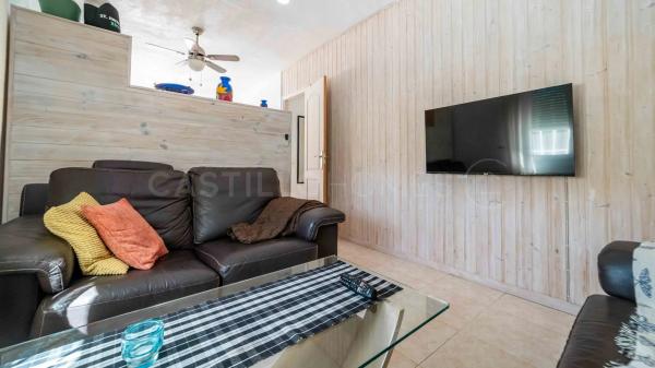 Casa independiente en calle Chipiona, 8