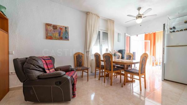 Casa independiente en calle Chipiona, 8