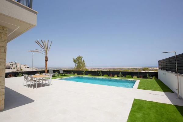 Casa independiente en calle Dinamarca s/n