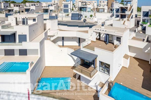 Casa independiente en calle los Chirrines