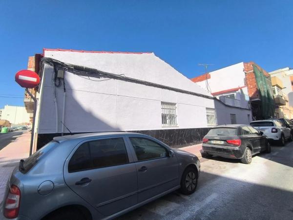 Casa independiente en calle San José