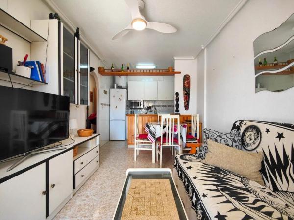 Casa independiente en Urbanizacion Parque Naciones