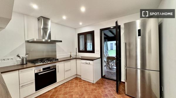 Piso en alquiler de 5 habitaciones en Sant Vicenç de Montalt