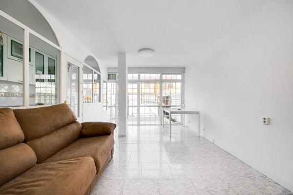 Casa independiente en calle Rojales, 18