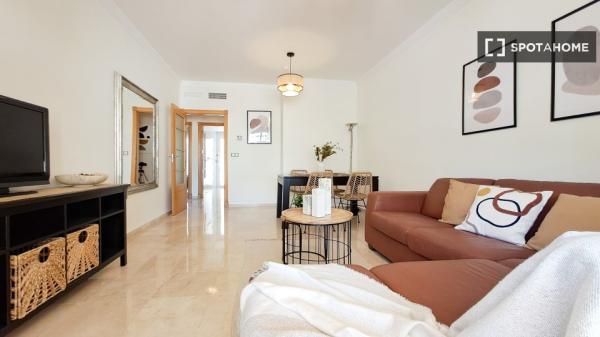 Apartamento de 2 dormitorios en alquiler en Manilva, Málaga