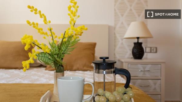 Apartamento de 2 dormitorios en alquiler en Manilva, Málaga