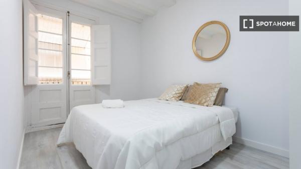 Habitación en piso compartido en barcelona.