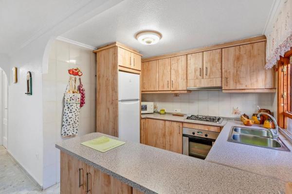 Casa independiente en avenida de Inglaterra s/n