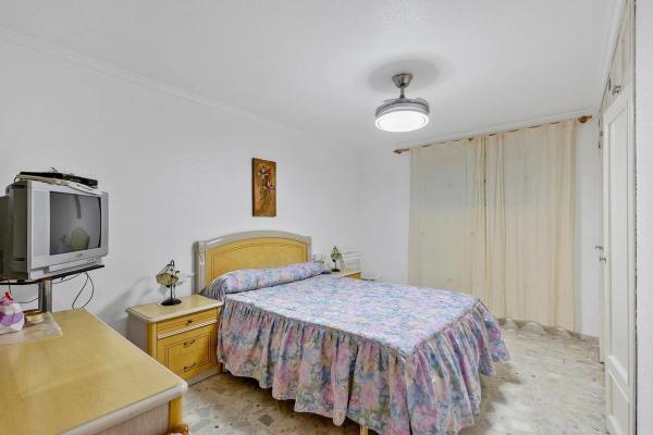 Casa independiente en avenida de Inglaterra s/n