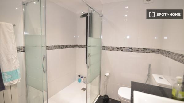 Room in shared apartment in Santander