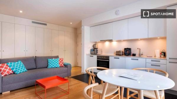 Estudio en alquiler en El Poblenou, Barcelona