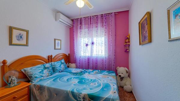 Casa independiente en calle Otelo, 1