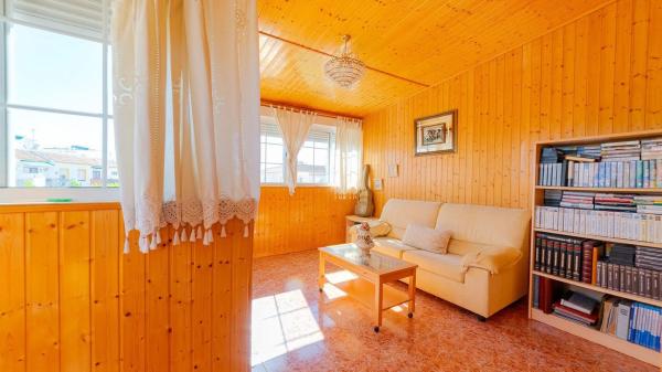 Casa independiente en calle Otelo, 1