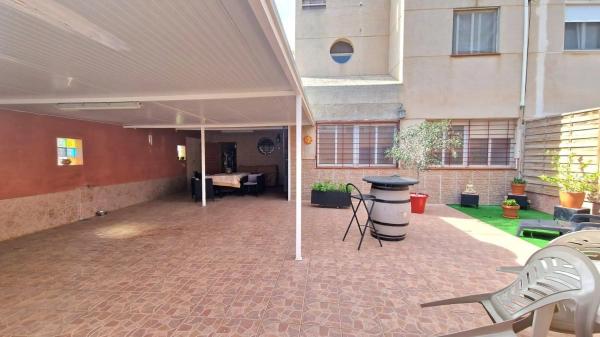 Casa independiente en calle Alondra