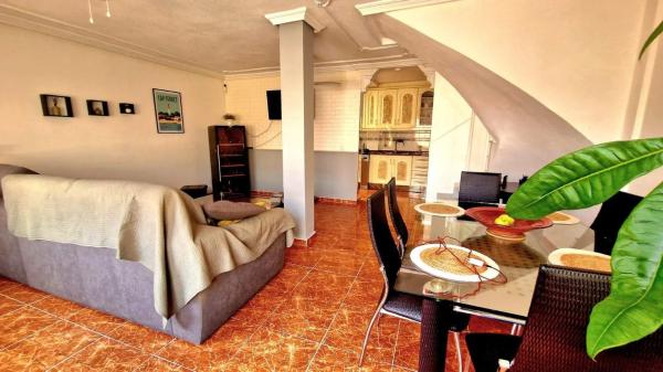 Casa independiente en calle Alondra