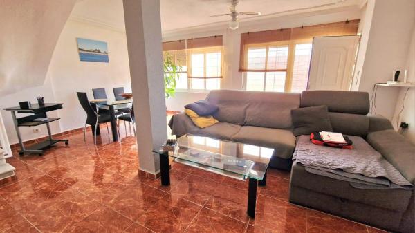 Casa independiente en calle Alondra