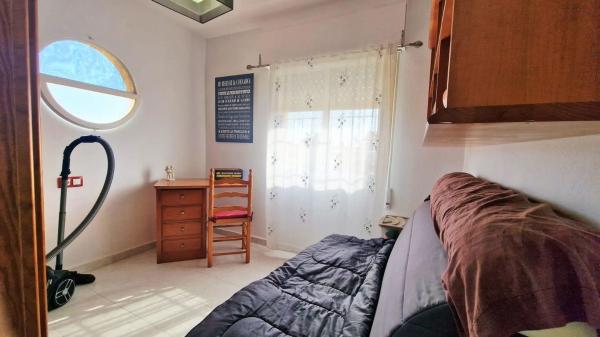 Casa independiente en calle Alondra