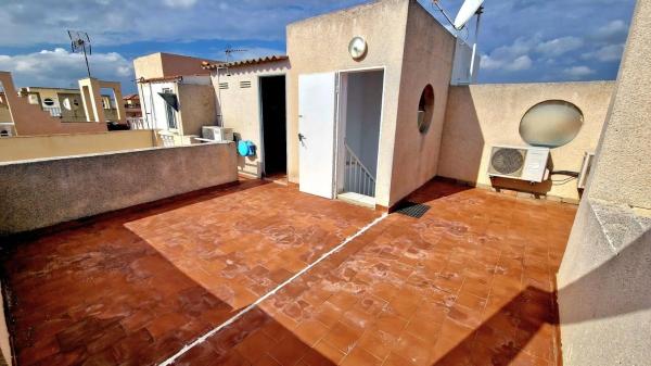 Casa independiente en calle Alondra