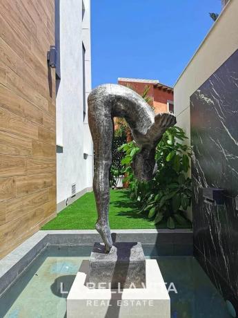 Casa independiente en calle Jose Lorca Garcia, 8