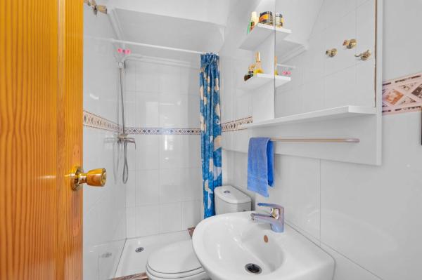 Casa independiente en calle Miguel Fleta