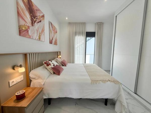 Casa independiente en calle las Abubillas