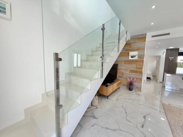 Casa independiente en calle las Abubillas