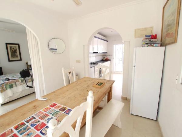 Casa independiente en calle Pablo Neruda