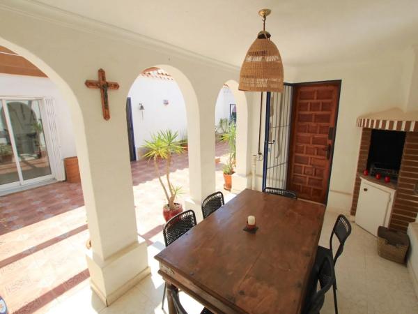 Casa independiente en calle Pablo Neruda