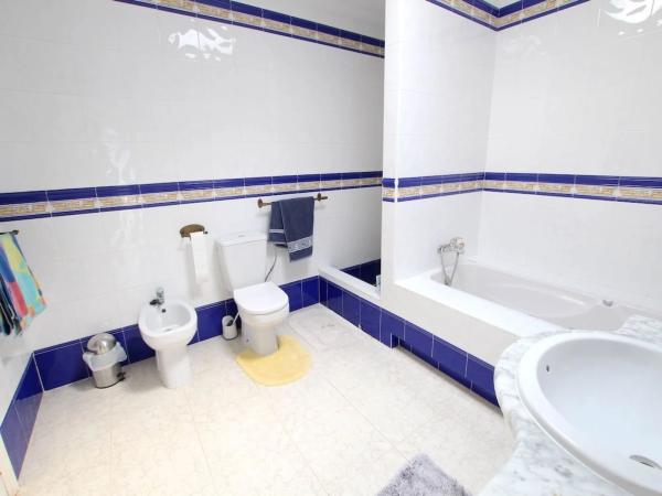 Casa independiente en calle Pablo Neruda