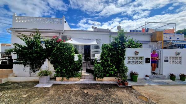 Casa independiente en calle Camas