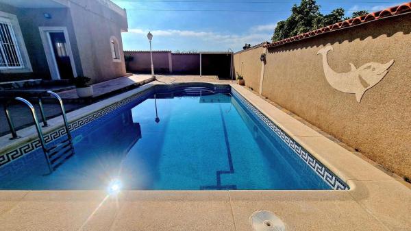 Casa independiente en calle Velázquez