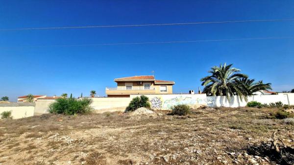 Casa independiente en calle Velázquez