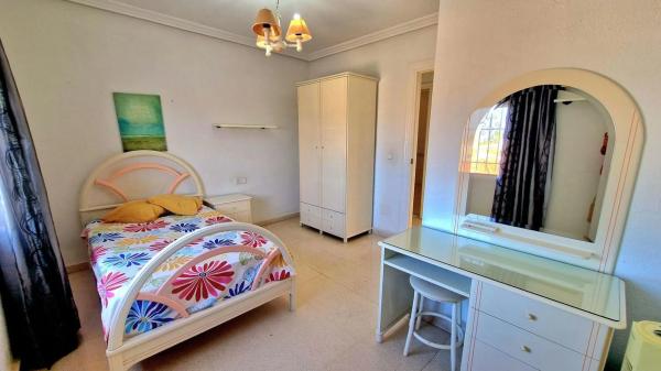 Casa independiente en calle Velázquez