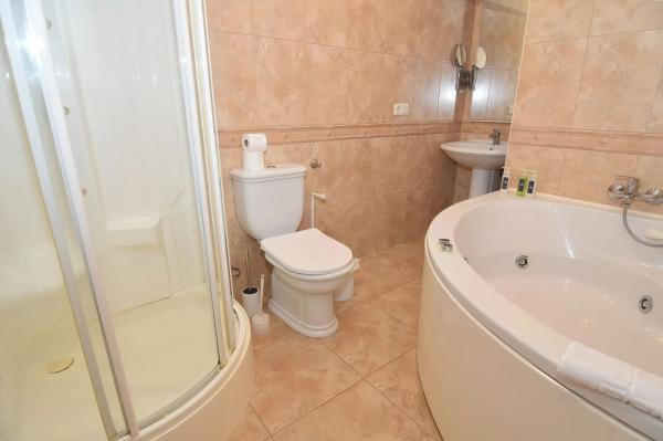 Casa independiente en calle Rodrigo