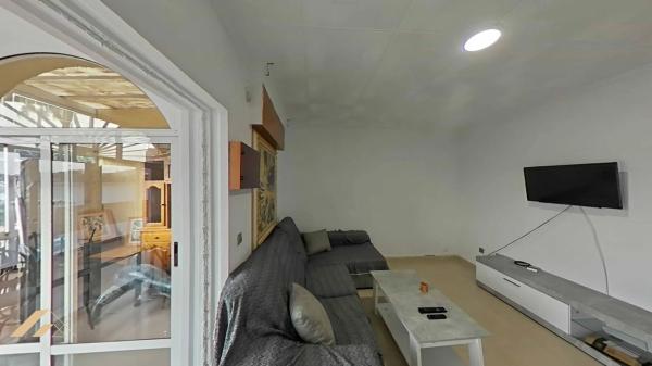 Casa independiente en calle Caravaca