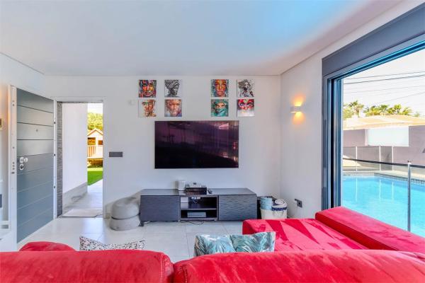 Casa independiente en calle Beethoven