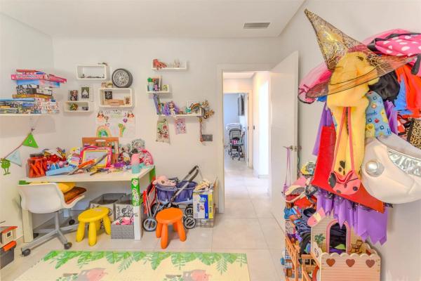 Casa independiente en calle Beethoven