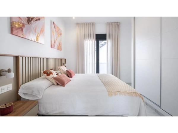 Casa independiente en calle las Abubillas