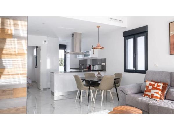 Casa independiente en calle las Abubillas