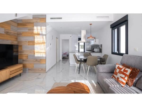 Casa independiente en calle las Abubillas