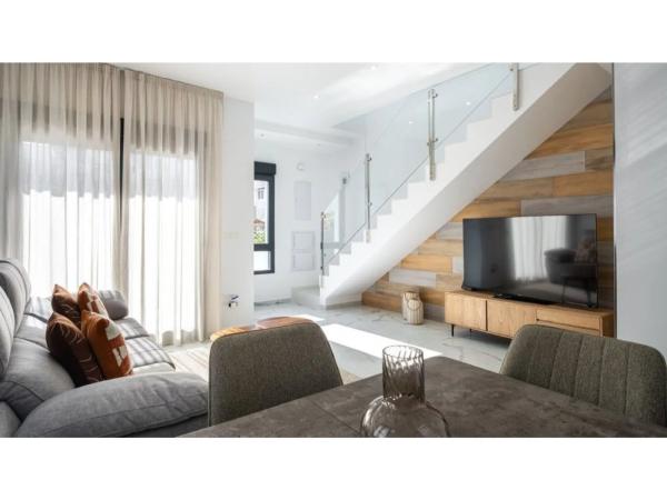 Casa independiente en calle las Abubillas