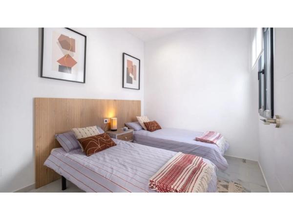 Casa independiente en calle las Abubillas