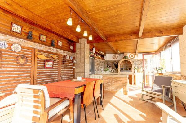 Casa independiente en avenida Tomas Martinez Domenech, 2