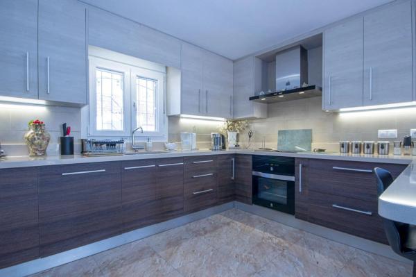 Casa independiente en avenida Tomas Martinez Domenech, 2